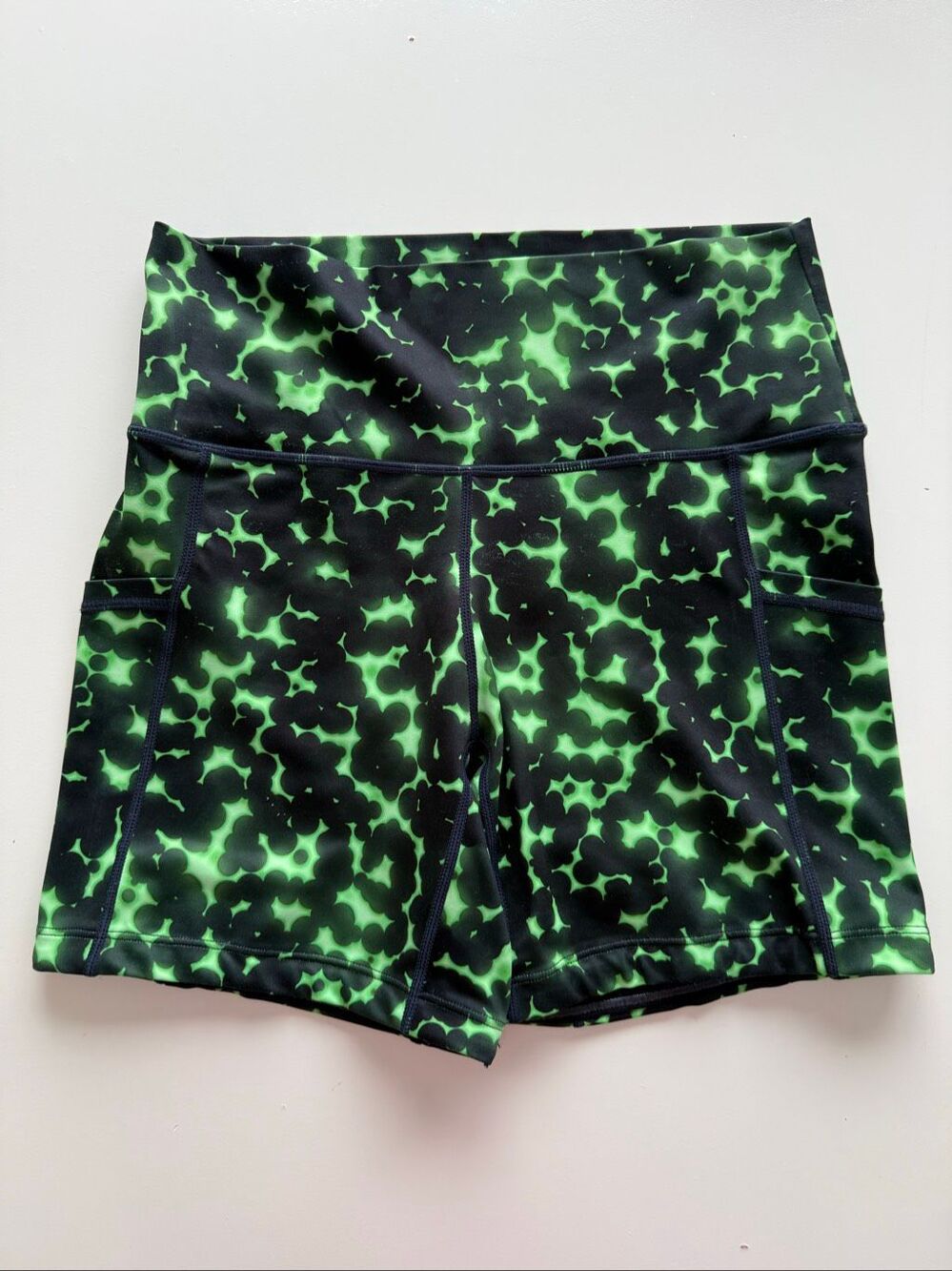 Constantly Varied Gear CVG Radioactive Green Bike Shorts Neon S